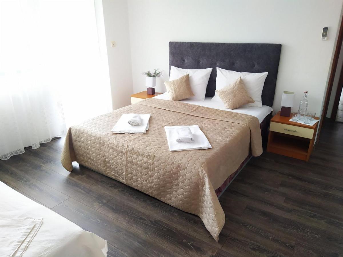 Villa Goda Tučepi Esterno foto